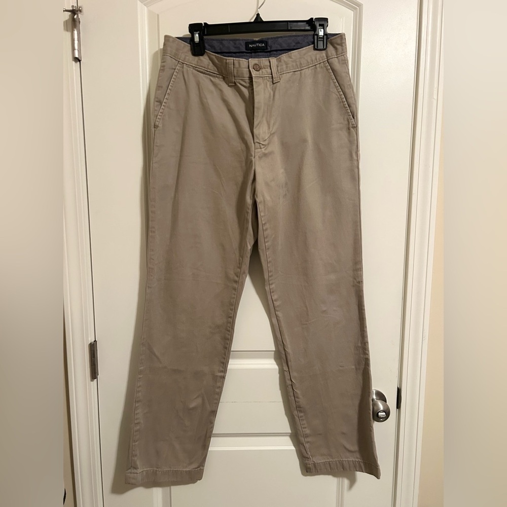 Nautica Men's Khaki Chinos classic fit